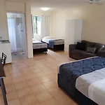 Sundale Motel